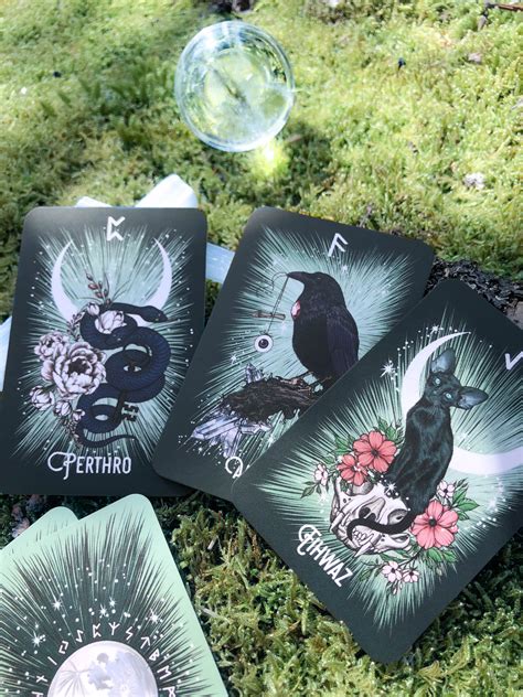 Familiar witch tarot cards